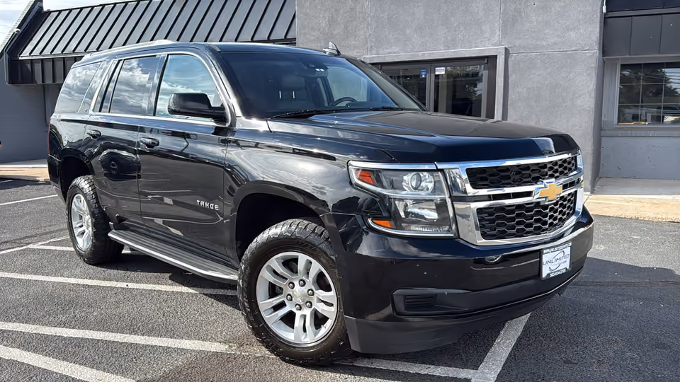 2018 Chevrolet Tahoe LT 4WD photo