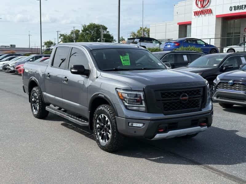 2020 Nissan Titan PRO-4X 4WD photo