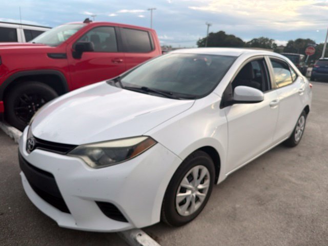 2015 Toyota Corolla L FWD photo