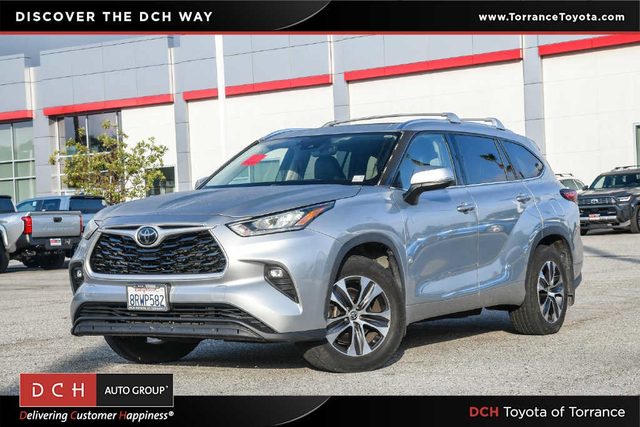 2020 Toyota Highlander XLE AWD photo