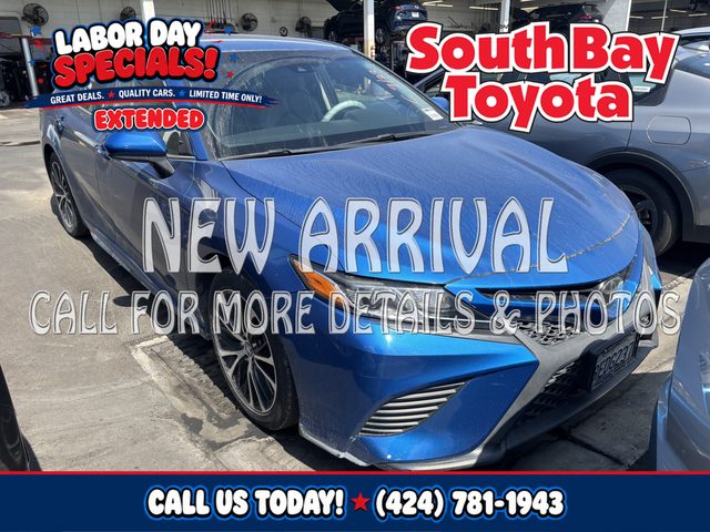 2018 Toyota Camry SE FWD photo