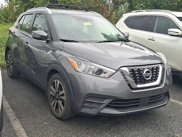 2020 Nissan Kicks SV FWD photo