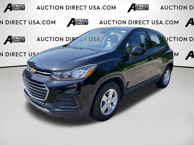 2020 Chevrolet Trax LS FWD photo