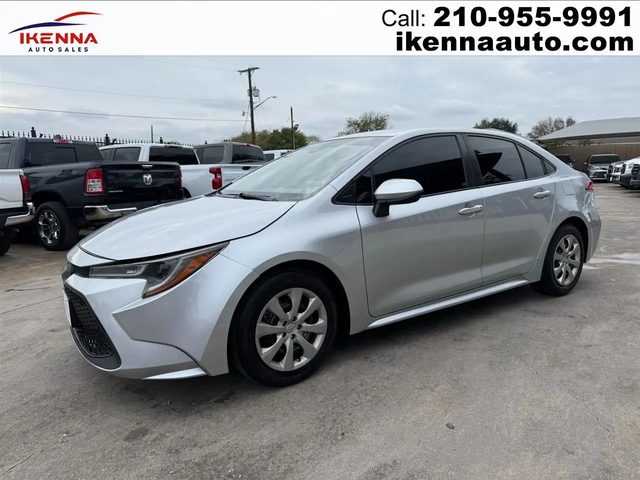 2021 Toyota Corolla LE FWD photo