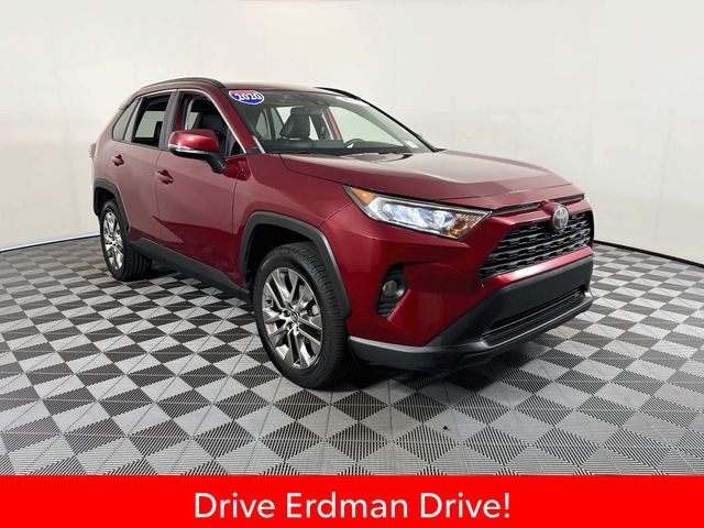 2020 Toyota RAV4 XLE Premium FWD photo