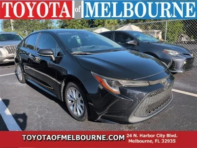 2021 Toyota Corolla LE FWD photo