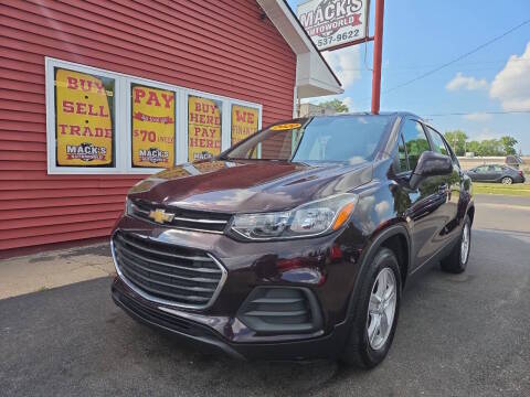 2020 Chevrolet Trax LS FWD photo