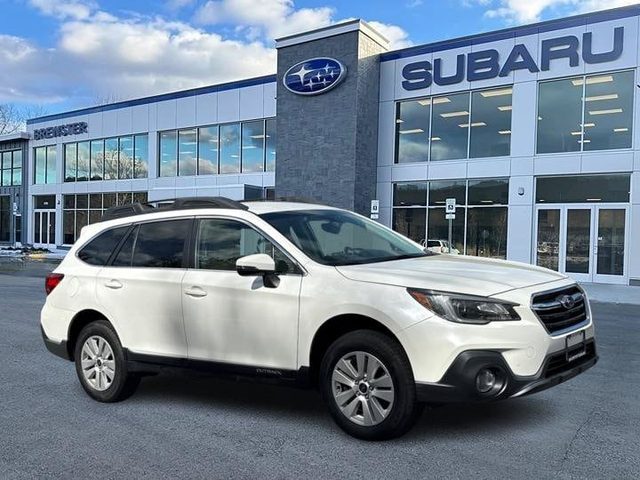 2019 Subaru Outback Premium AWD photo