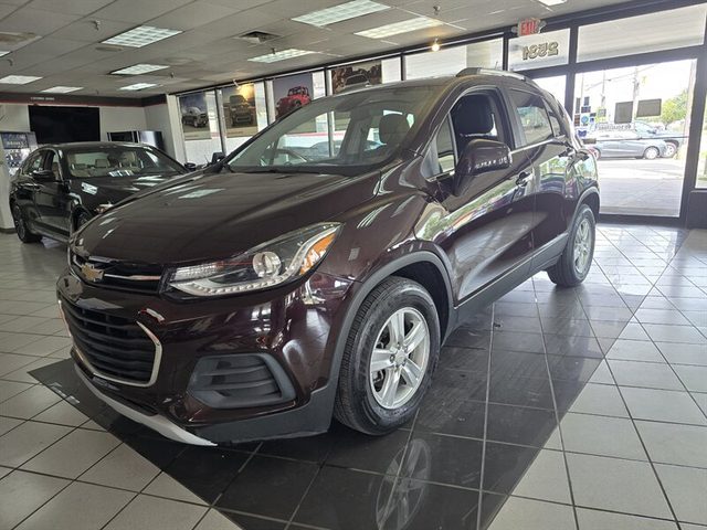 2020 Chevrolet Trax LT FWD photo