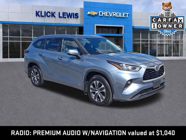 2020 Toyota Highlander Hybrid XLE AWD photo