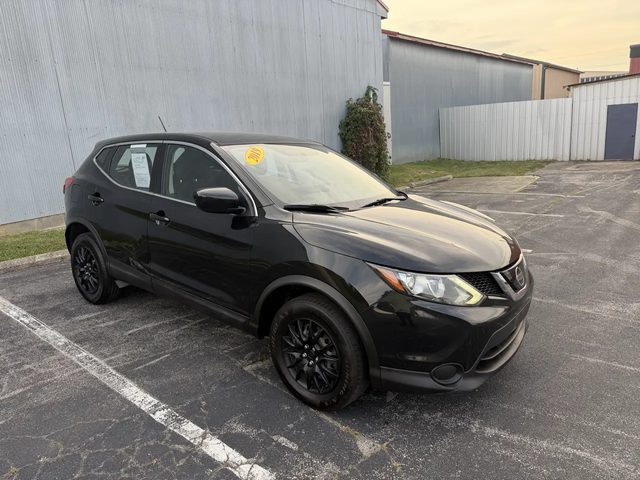 2019 Nissan Rogue Sport S FWD photo