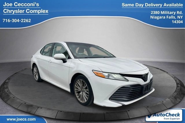 2020 Toyota Camry XLE AWD photo