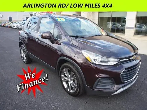 2020 Chevrolet Trax LT FWD photo