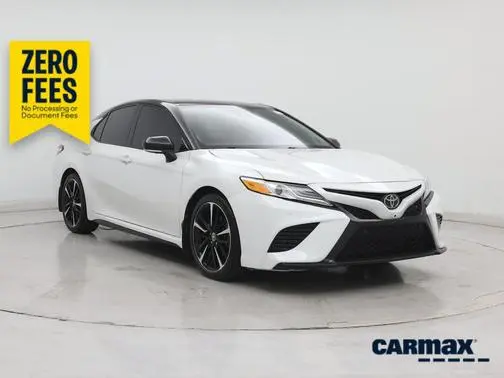 2020 Toyota Camry XSE FWD photo