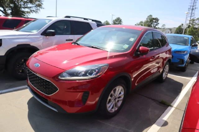 2020 Ford Escape SE FWD photo