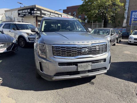 2020 Kia Telluride S AWD photo