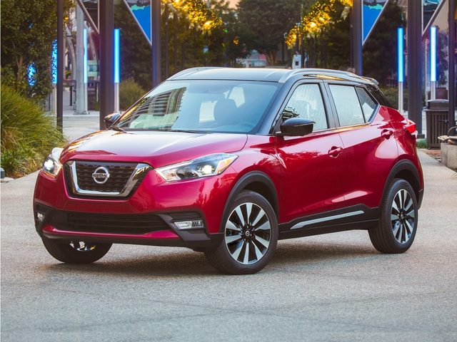 2020 Nissan Kicks SR FWD photo