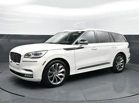 2020 Lincoln Aviator Grand Touring AWD photo