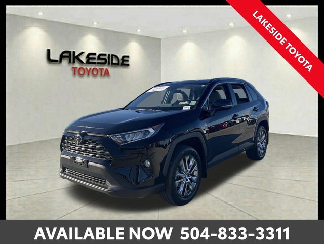2020 Toyota RAV4 XLE Premium FWD photo