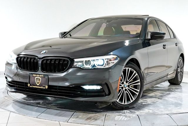 2017 BMW 5 Series 530i xDrive AWD photo