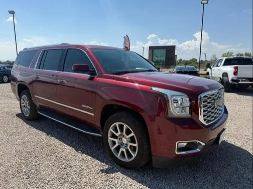 2020 GMC Yukon XL Denali 4WD photo