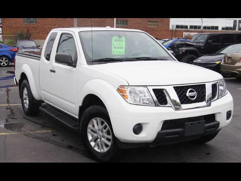 2016 Nissan Frontier SV 4WD photo
