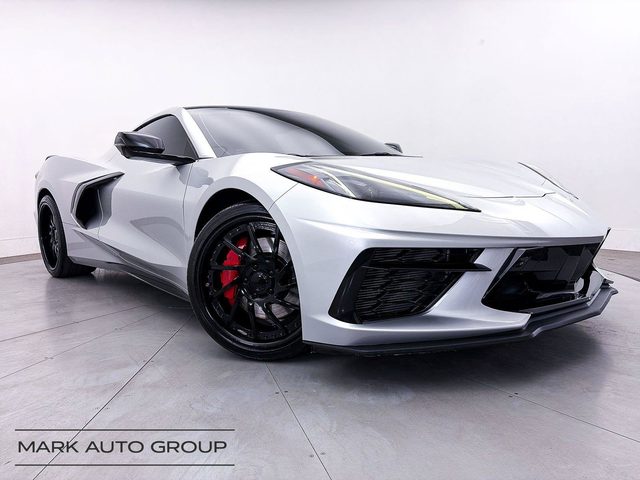 2020 Chevrolet Corvette 2LT RWD photo