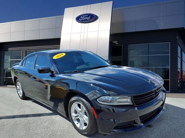 2019 Dodge Charger SXT RWD photo