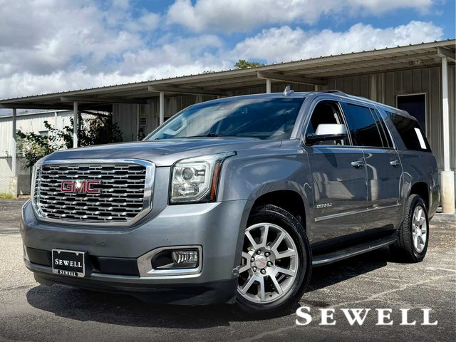 2020 GMC Yukon XL Denali 4WD photo