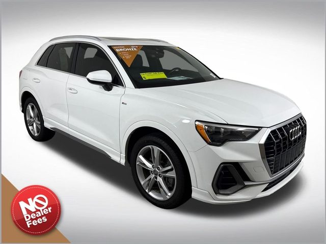 2020 Audi Q3 S line Premium AWD photo