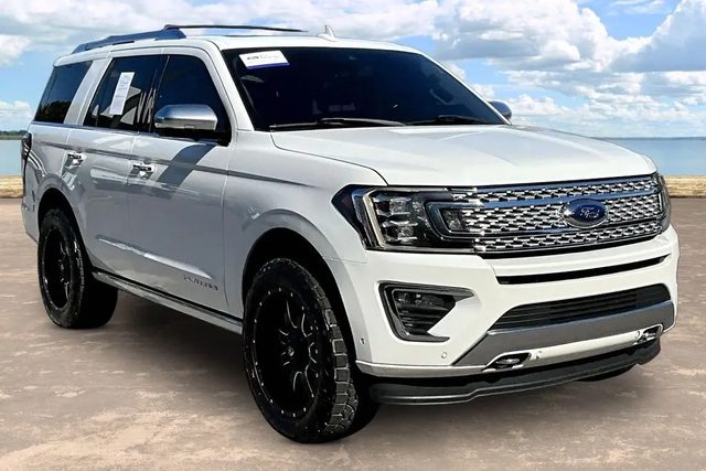 2020 Ford Expedition Platinum 4WD photo