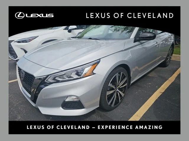 2020 Nissan Altima 2.5 SR AWD photo