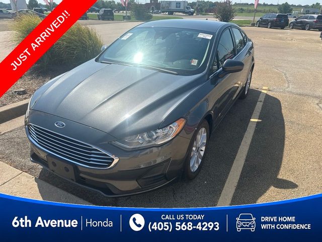 2020 Ford Fusion SE FWD photo
