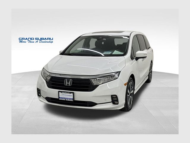 2021 Honda Odyssey Touring FWD photo