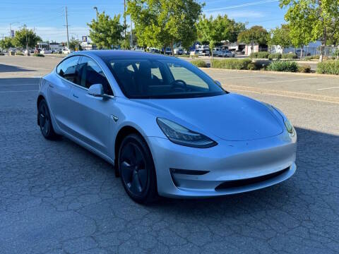 2018 Tesla Model 3 Long Range Battery RWD photo