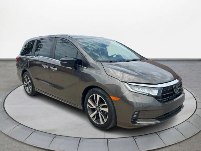2021 Honda Odyssey Touring FWD photo