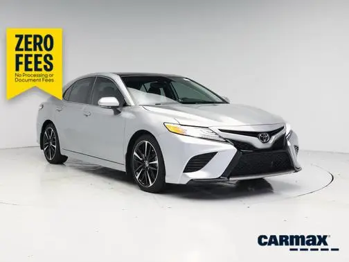 2020 Toyota Camry XSE FWD photo
