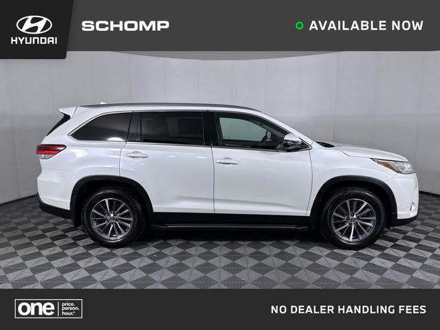 2019 Toyota Highlander XLE AWD photo