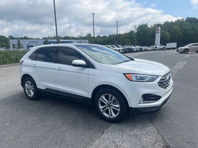 2020 Ford Edge SEL FWD photo