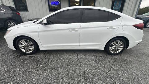 2019 Hyundai Elantra SEL FWD photo