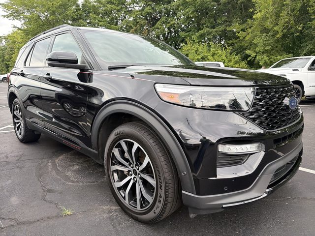 2020 Ford Explorer ST 4WD photo
