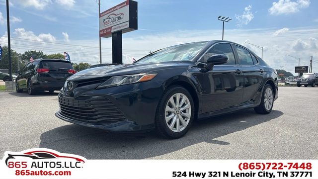 2020 Toyota Camry LE FWD photo