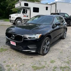 2021 Volvo XC60 Momentum AWD photo