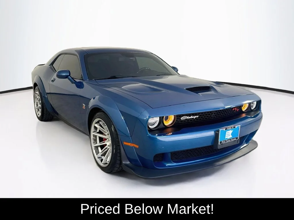 2020 Dodge Challenger R/T Scat Pack Widebody RWD photo