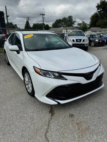 2019 Toyota Camry L FWD photo