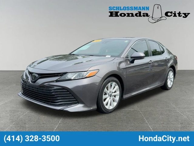 2020 Toyota Camry LE FWD photo