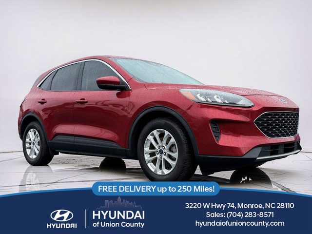 2020 Ford Escape SE FWD photo