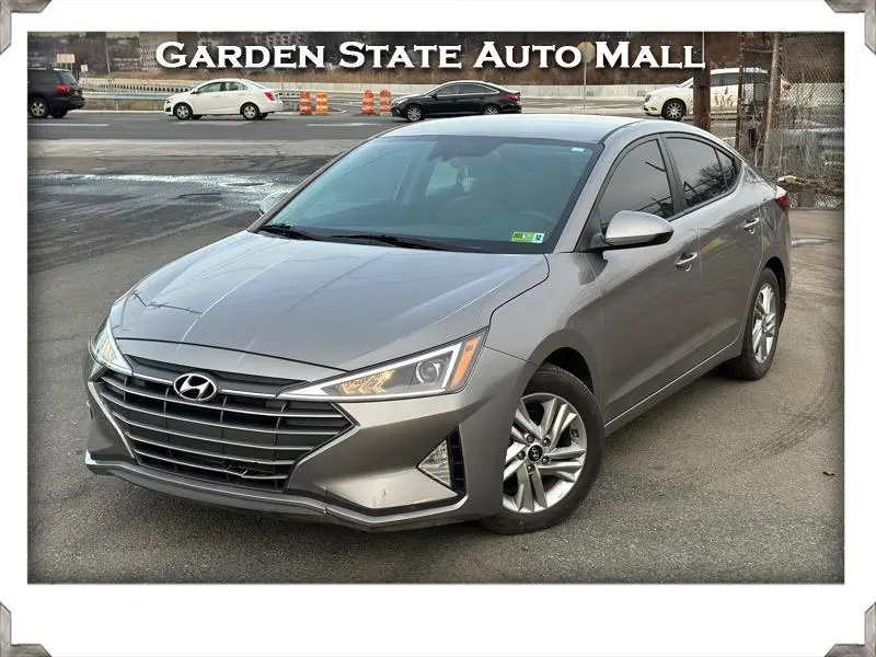 2020 Hyundai Elantra SEL FWD photo