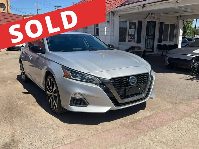 2020 Nissan Altima 2.5 SR AWD photo