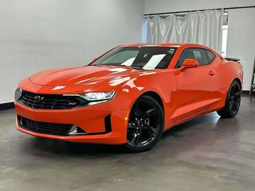 2021 Chevrolet Camaro 2LT RWD photo